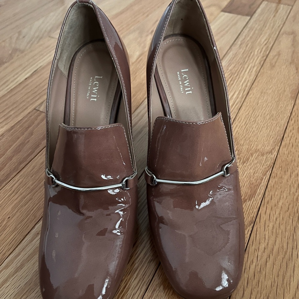 Lewit Purple Flats with Slip-On Design and Chunky Heel